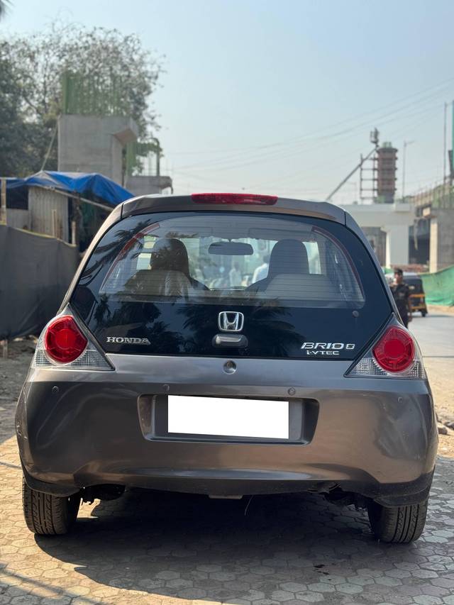 https://images10.gaadi.com/usedcar_image/4573128/original/processed_28d67ff0-3583-4956-a68a-635242efd422.jpg?imwidth=6401