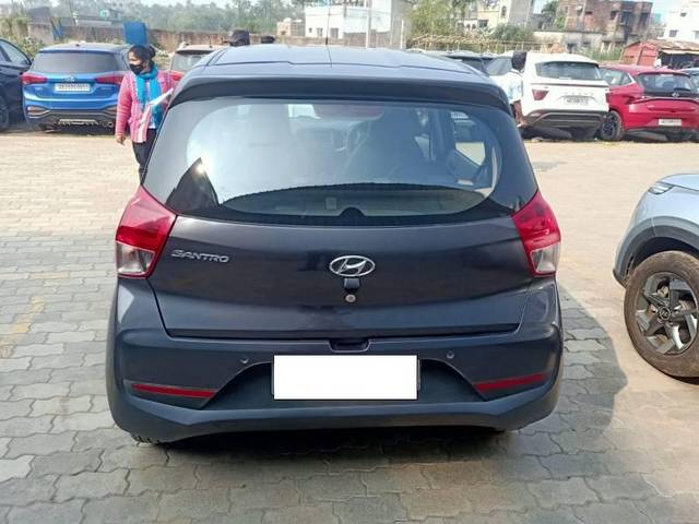 https://images10.gaadi.com/usedcar_image/4573139/original/processed_70c1f419-3ae4-4508-9744-7becdff96df3.jpg?imwidth=6402