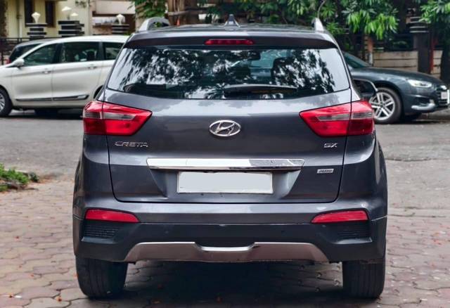 https://images10.gaadi.com/usedcar_image/4573176/original/processed_1fed7498-0946-446e-ac09-43b85055e550.jpg?imwidth=6401