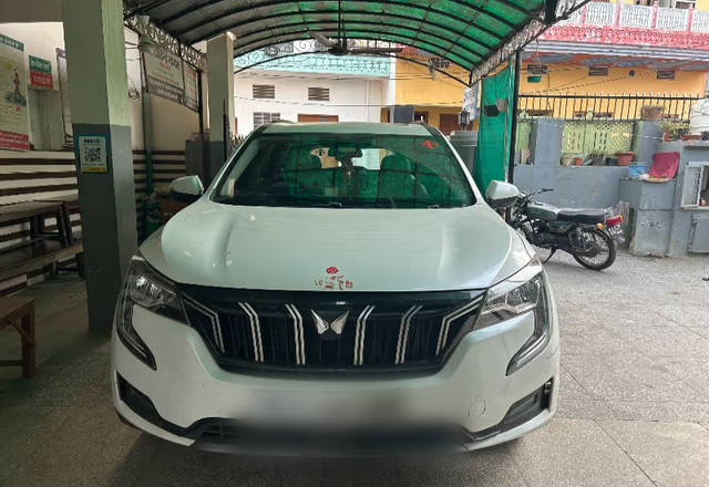 https://images10.gaadi.com/usedcar_image/4573177/original/5cf0cee6-0f06-4344-8ee0-31b8eccfcbe0.?imwidth=6400