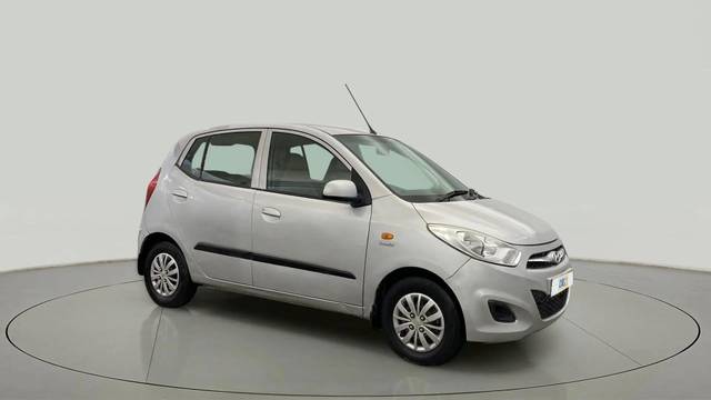 https://images10.gaadi.com/usedcar_image/4573190/original/8965d713fca08f8ba6425689e9e678d5.jpg?imwidth=6400