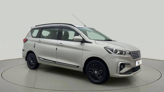 https://images10.gaadi.com/usedcar_image/4573205/original/33577b1e2a73d8705d20af8a23843d6f.jpg?imwidth=6400