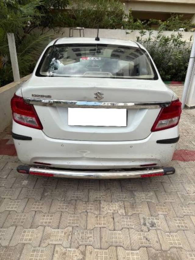 https://images10.gaadi.com/usedcar_image/4573236/original/processed_07616b73-d95e-4ec2-9638-aa9da8af0807.jpeg?imwidth=6402