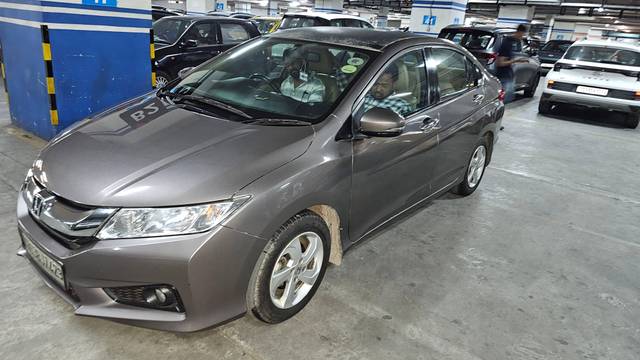 https://images10.gaadi.com/usedcar_image/4573270/original/processed_6426a66bd51ca326344b2f44f62e66c3.jpg?imwidth=6400