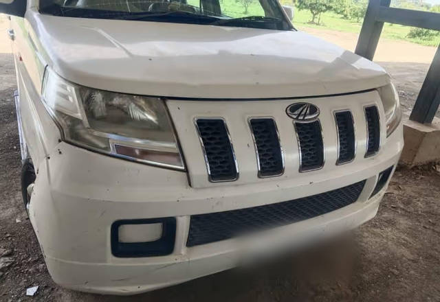 https://images10.gaadi.com/usedcar_image/4573301/original/c5701351-0ca7-4781-83c3-416dc7998cae.?imwidth=6402