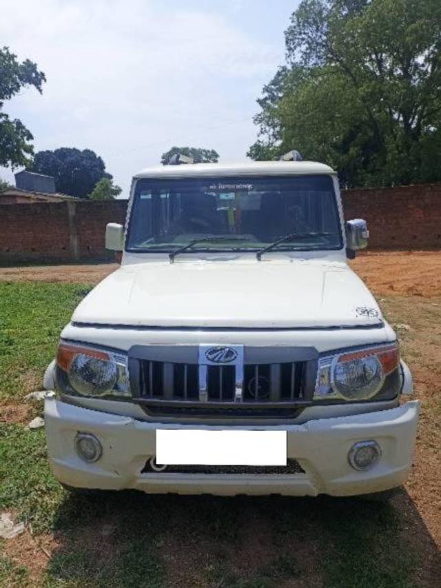 https://images10.gaadi.com/usedcar_image/4573312/original/processed_56874857-93e8-4176-9bed-387f67a5c262.jpg?imwidth=6400