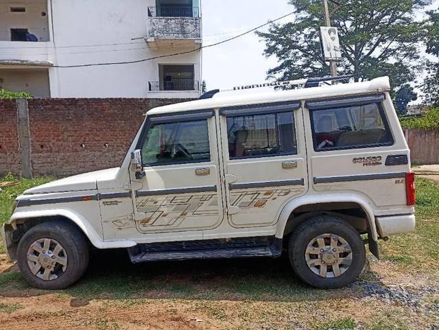 https://images10.gaadi.com/usedcar_image/4573312/original/processed_9b7ac94c-ef60-4434-8356-a0d98b82fa51.jpg?imwidth=6401