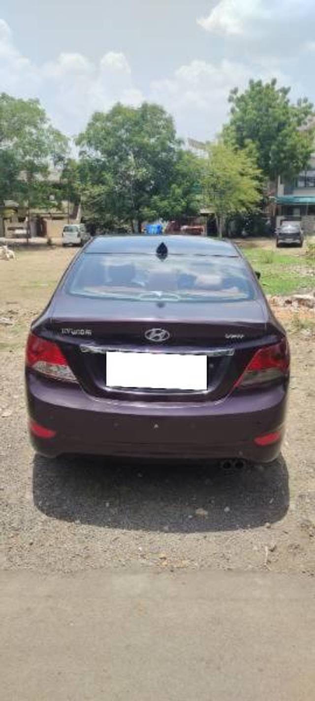 https://images10.gaadi.com/usedcar_image/4573347/original/processed_ad5f7269-b708-4ddd-96db-8f96c23481aa.jpg?imwidth=6401