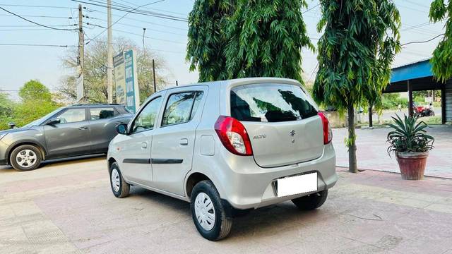 https://images10.gaadi.com/usedcar_image/4573349/original/processed_ade4b73dd012cdef7227f8688b909c1c.jpg?imwidth=6402