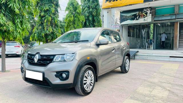 https://images10.gaadi.com/usedcar_image/4573350/original/processed_c0ea129dd998ba05be038e7da64945e7.jpg?imwidth=6402