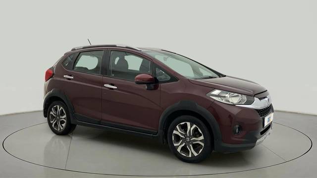 https://images10.gaadi.com/usedcar_image/4573357/original/e2f7a62b20cbbc29436e9bdcb3ce06d6.jpg?imwidth=6400
