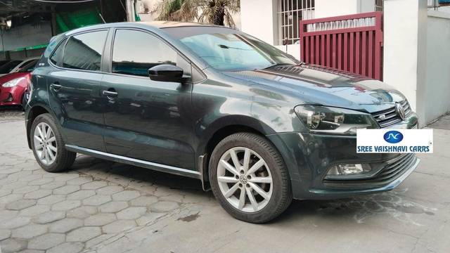 https://images10.gaadi.com/usedcar_image/4573363/original/processed_511c1b5d214d19eb5fa9b944ac88e676.jpg?imwidth=6400