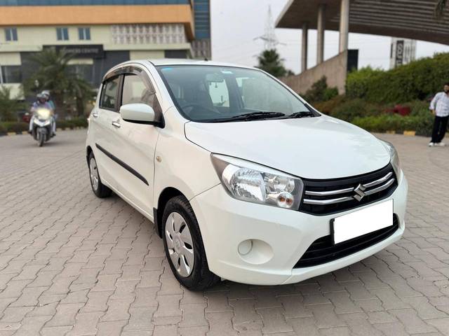 https://images10.gaadi.com/usedcar_image/4573373/original/processed_aea0e146630b597de7e1e3d6de7dbf53.jpg?imwidth=6400