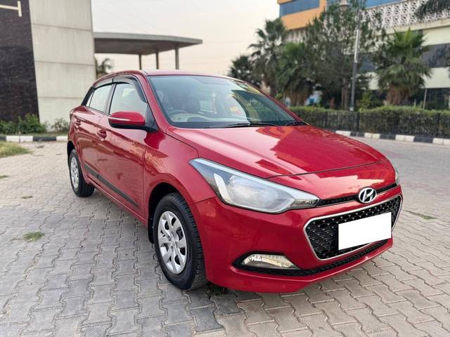 https://images10.gaadi.com/usedcar_image/4573376/original/processed_37581ea54100c8677f09a7daba56496f.jpg?imwidth=6400