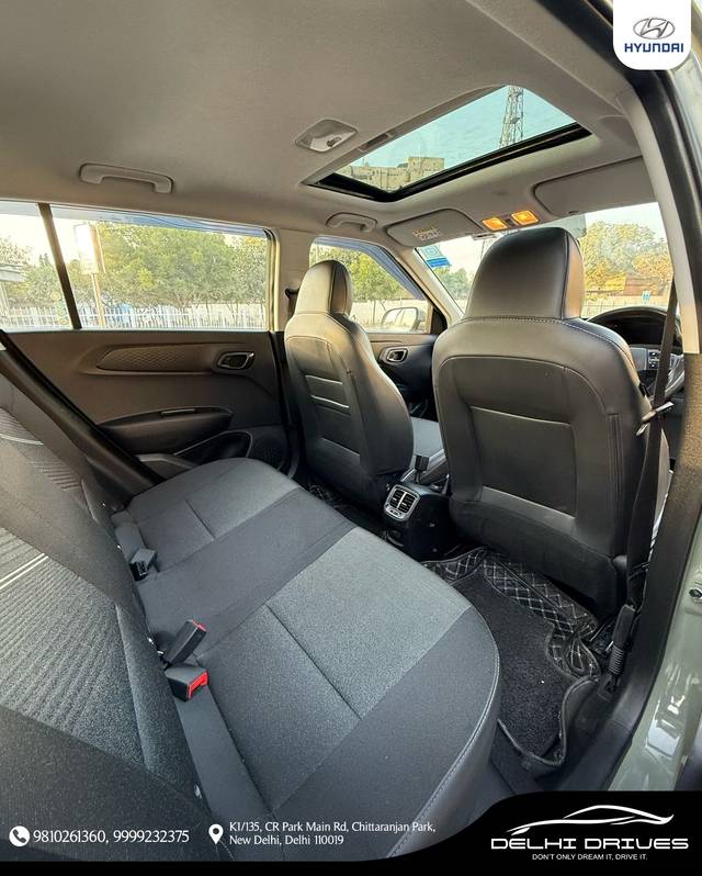 https://images10.gaadi.com/usedcar_image/4573389/original/3a1fdab4ced92c57f1e7914c3e053fba.jpeg?imwidth=6401