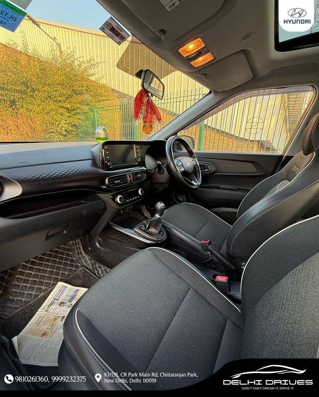 https://images10.gaadi.com/usedcar_image/4573389/original/67bd1171e523b7b621b40e2926663ef2.jpeg?imwidth=6402