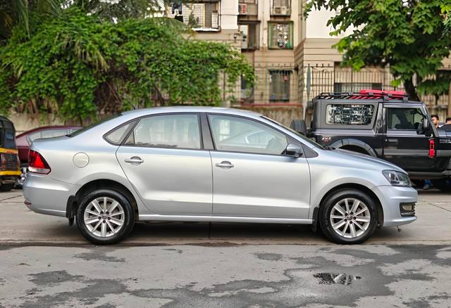 https://images10.gaadi.com/usedcar_image/4573415/original/0616ec7ffb2249ae9d90a96966bf220a.jpg?imwidth=6401