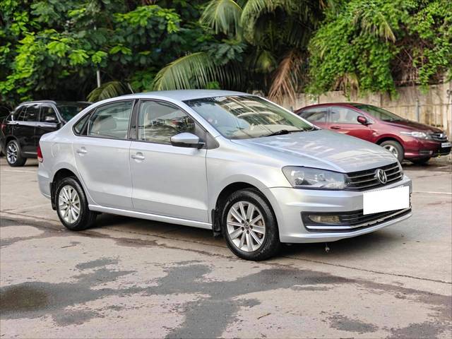 https://images10.gaadi.com/usedcar_image/4573415/original/processed_2b6e6e73bfa180ec0c46e929c074f870.jpg?imwidth=6400