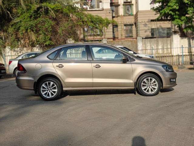 https://images10.gaadi.com/usedcar_image/4573419/original/299f44661811ecb98ac007c3af2e5ec1.jpg?imwidth=6401