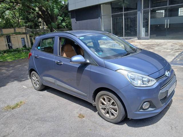 https://images10.gaadi.com/usedcar_image/4573432/original/processed_70a3897b-d27b-4413-8c9d-14c51ab65059.jpg?imwidth=6402