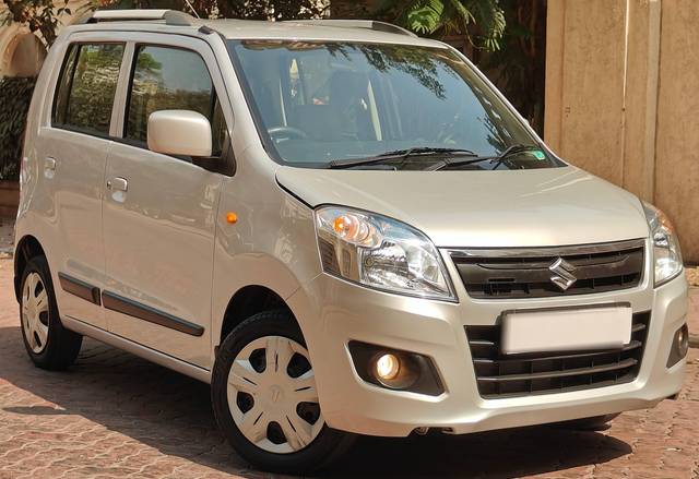 https://images10.gaadi.com/usedcar_image/4573444/original/processed_425e3578818db5773ea43c2bd285a5ec.jpg?imwidth=6400