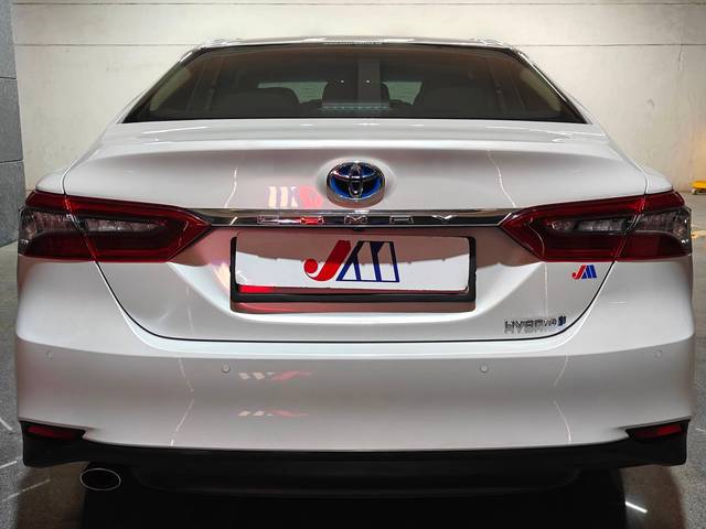 https://images10.gaadi.com/usedcar_image/4573446/original/processed_7713d38f29067cf20d2b955a285d49c0.jpg?imwidth=6402