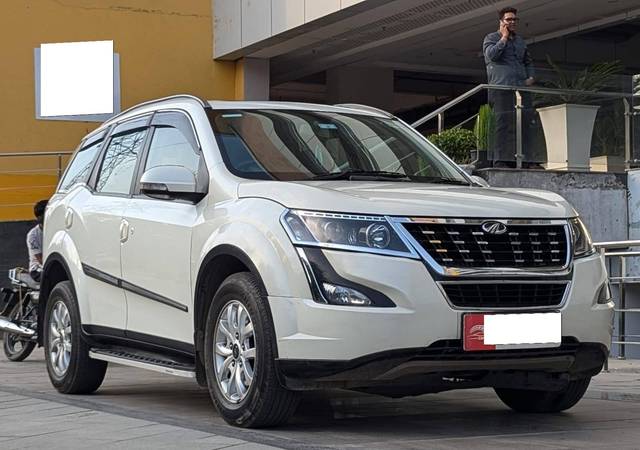 https://images10.gaadi.com/usedcar_image/4573447/original/processed_c978d10b6441cba5daebee5f270eac2a.jpg?imwidth=6400