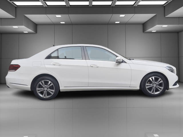 https://images10.gaadi.com/usedcar_image/4573455/original/17a0501e3e3b26bbf3beab13b628a9c7.jpg?imwidth=6401