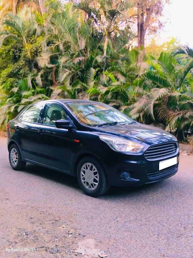 https://images10.gaadi.com/usedcar_image/4573480/original/processed_a8109aa5bd4dd044841b699351e81990.jpg?imwidth=6400