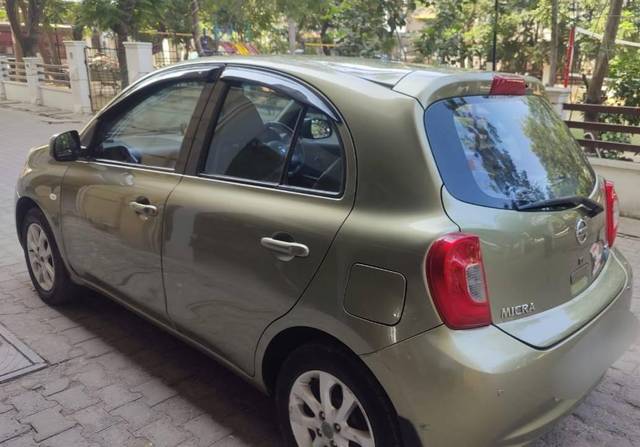 https://images10.gaadi.com/usedcar_image/4573485/original/processed_819a2a58207de740e56b54a0d711b1f4.jpg?imwidth=6401