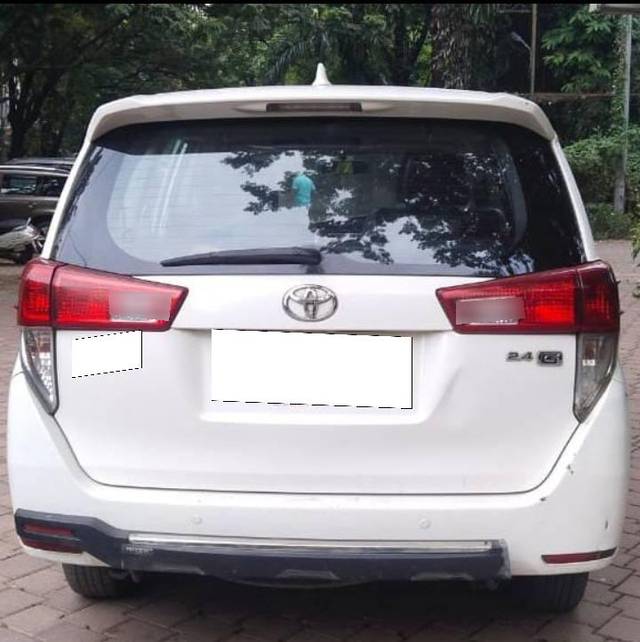 https://images10.gaadi.com/usedcar_image/4573489/original/processed_76163983cce09d3969174d35e3185448.jpg?imwidth=6401