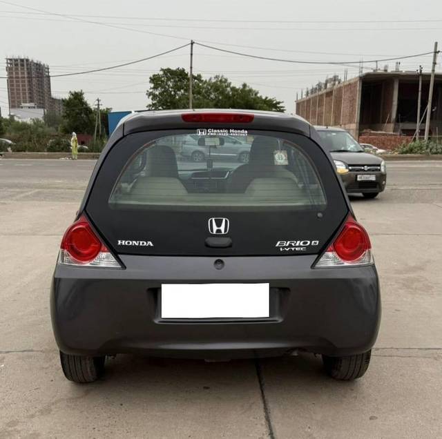 https://images10.gaadi.com/usedcar_image/4573506/original/processed_d580eaea16c0101a4d59f05d26912509.jpg?imwidth=6402