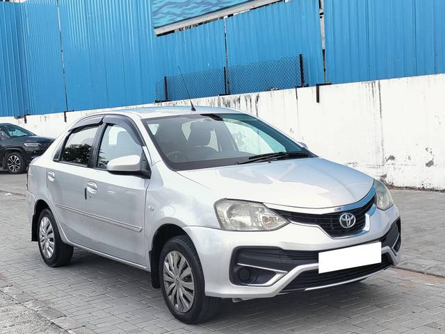 https://images10.gaadi.com/usedcar_image/4573514/original/processed_2645304ce179629369c56557bb5da2e9.jpg?imwidth=6400