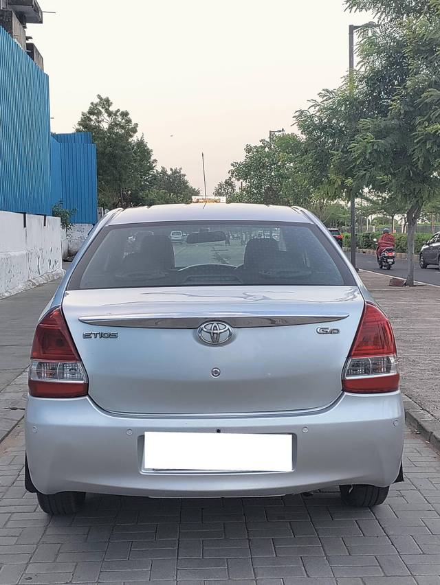 https://images10.gaadi.com/usedcar_image/4573514/original/processed_ae3dc7fcc6bc0bd9be1d888011485295.jpg?imwidth=6402