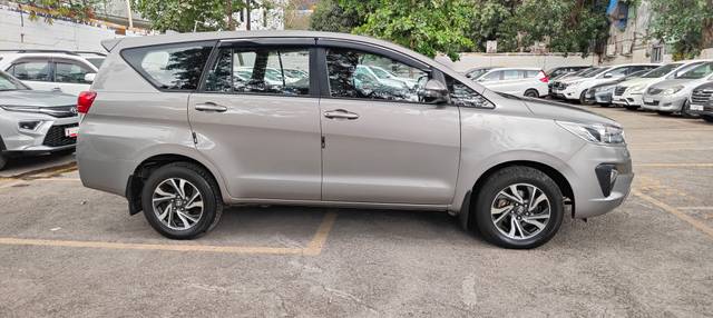 https://images10.gaadi.com/usedcar_image/4573530/original/d4dd27da507d4e8335be520cf4f848b1.jpg?imwidth=6401