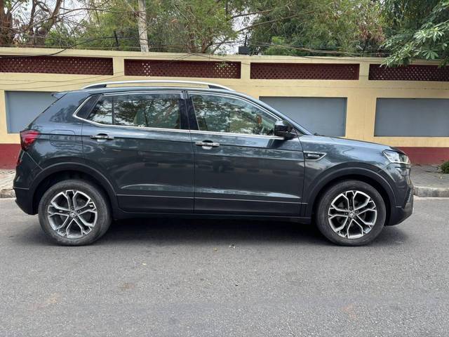https://images10.gaadi.com/usedcar_image/4573541/original/processed_811a1fa0287c96f0ca09d061b66ac70d.jpg?imwidth=6401