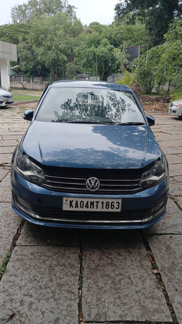 https://images10.gaadi.com/usedcar_image/4573545/original/processed_a2dfc103-05a3-4a2a-a89e-46eb4f8075b8.jpg?imwidth=6400
