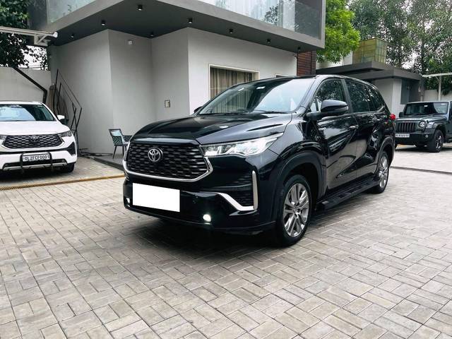 https://images10.gaadi.com/usedcar_image/4573553/original/processed_19f079f45f34400213f1b9d325cc76e9.jpeg?imwidth=6402