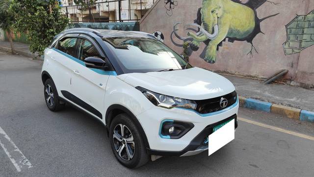 https://images10.gaadi.com/usedcar_image/4573562/original/processed_788470a9acef0851c2504255c365344a.jpg?imwidth=6400