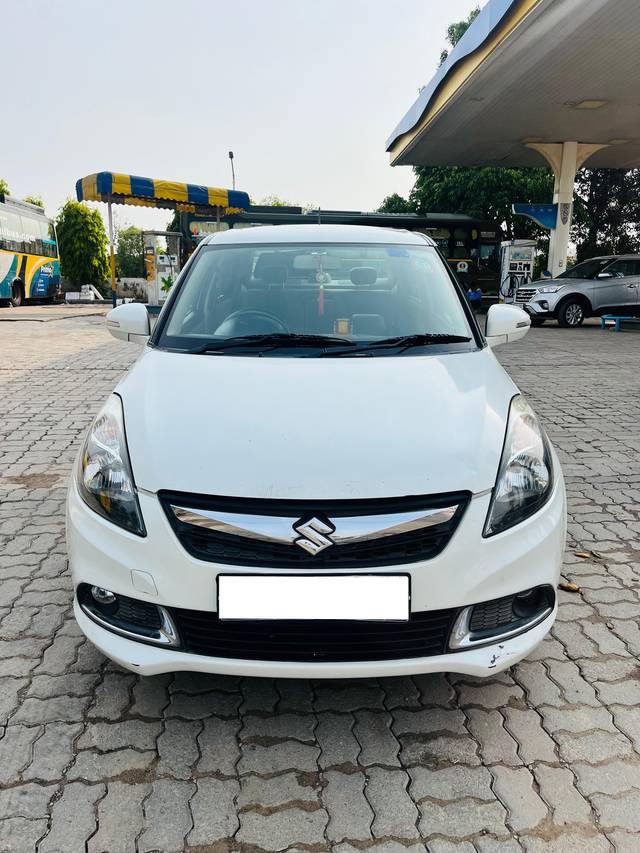 https://images10.gaadi.com/usedcar_image/4573569/original/processed_ea73c693bab0c9b119b4e3fcf57e1b7a.jpg?imwidth=6400