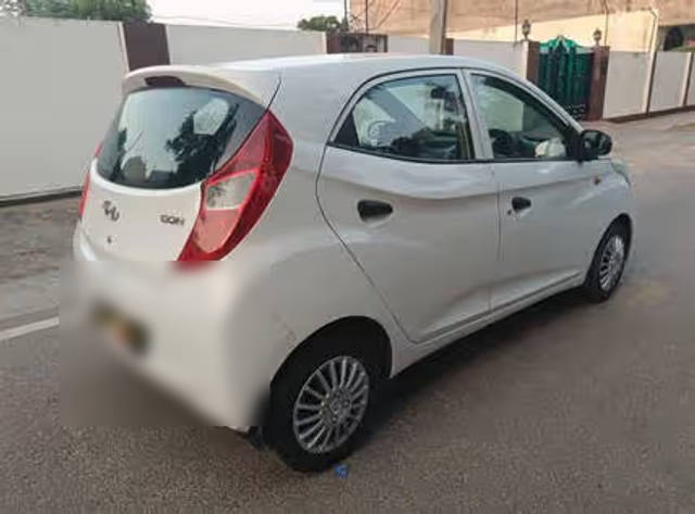 https://images10.gaadi.com/usedcar_image/4573604/original/3eab39a0-9cf8-4480-8bc5-fd1a4edee3bb.png?imwidth=6401