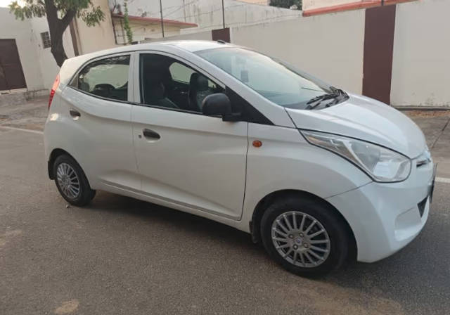 https://images10.gaadi.com/usedcar_image/4573604/original/724ac761-824a-46c3-9110-3f0b2adc6100.png?imwidth=6400