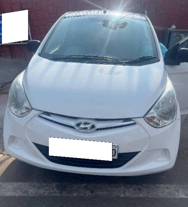 https://images10.gaadi.com/usedcar_image/4573604/original/processed_9b0601b8-d343-4bbf-a851-9441cf9bae02.jpeg?imwidth=6402