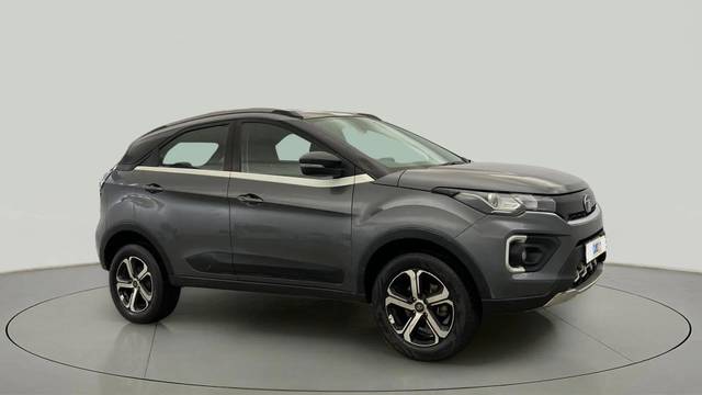https://images10.gaadi.com/usedcar_image/4573623/original/d7142b74eaffe68441a69f44a7df5aad.jpg?imwidth=6400