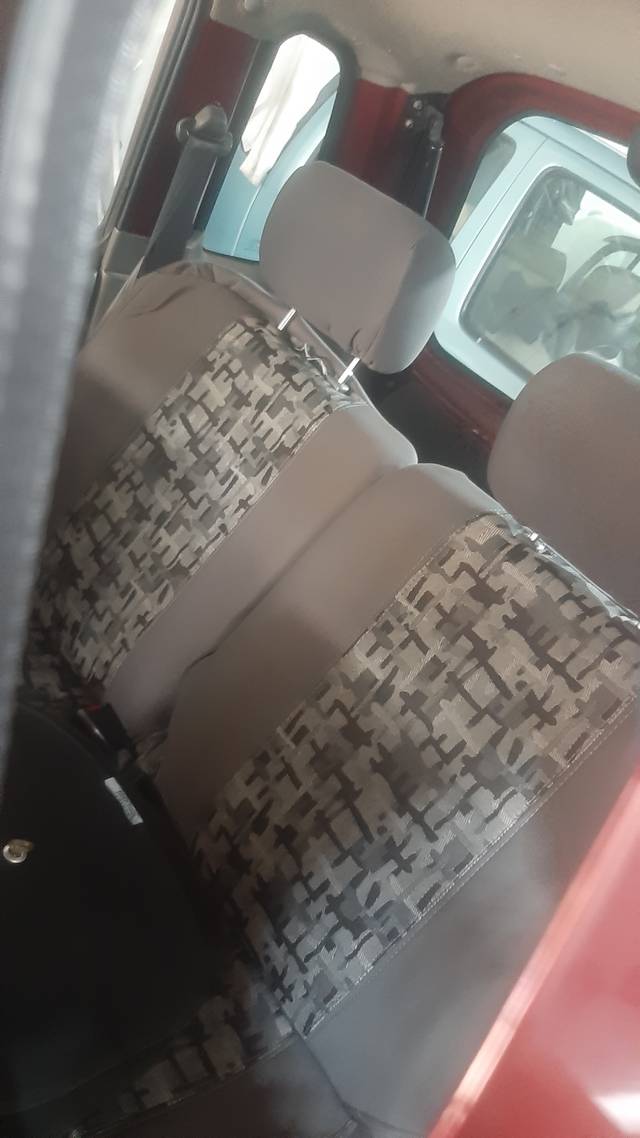 https://images10.gaadi.com/usedcar_image/4573624/original/209ff19833ad3bfc595eb8dd9e787754.jpg?imwidth=6401