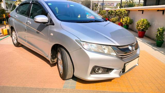 https://images10.gaadi.com/usedcar_image/4573635/original/29425bdda67c7e060872674c1efce92b.jpg?imwidth=6400