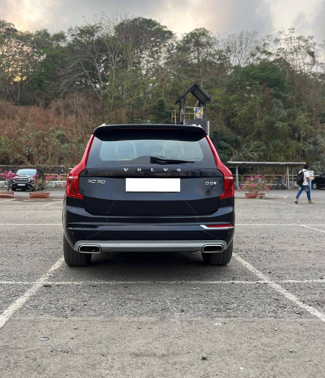 https://images10.gaadi.com/usedcar_image/4573639/original/processed_22e0efbecaf2f154bc9584bda066a404.jpeg?imwidth=6401
