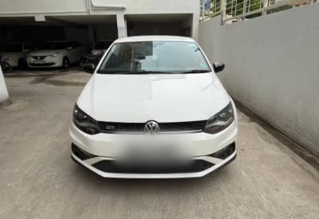 https://images10.gaadi.com/usedcar_image/4573647/original/fabcbd55-1286-43dd-adbf-f7db5e32544b.?imwidth=6400