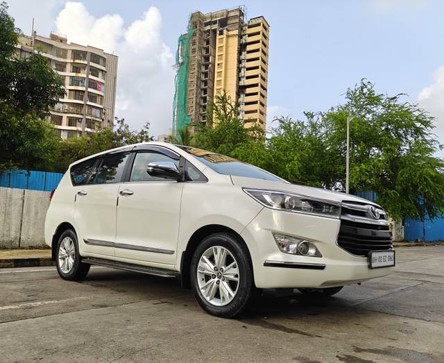 https://images10.gaadi.com/usedcar_image/4573650/original/processed_2a4c4b63ffc7b59e60f4398879f5eb34.jpg?imwidth=6400