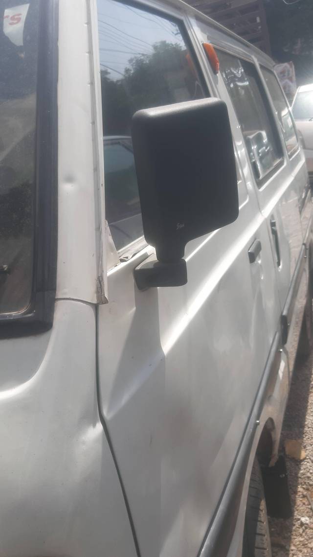 https://images10.gaadi.com/usedcar_image/4573654/original/processed_1ddea88d20e9f5cdaa2285ac41a8b3e9.jpg?imwidth=6402
